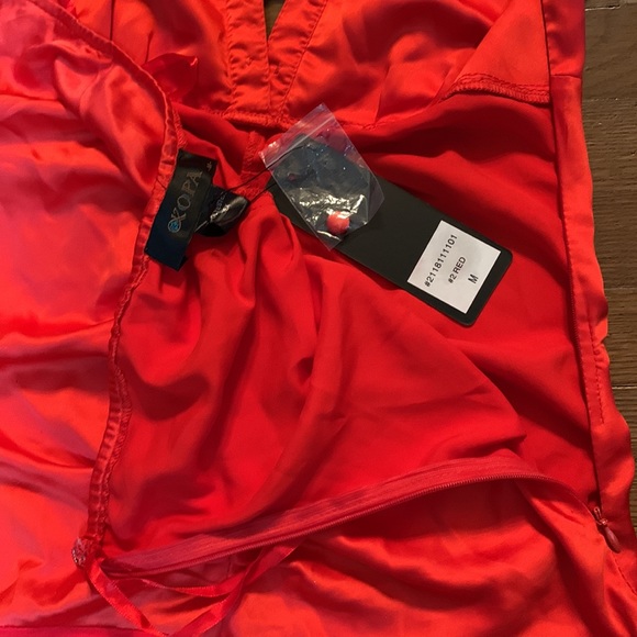 Satin Deep V Bodysuit w Button Detail - Picture 5 of 5